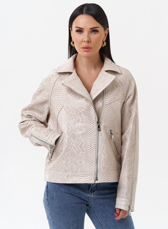 Светлая куртка из натуральной кожи с принтом змея