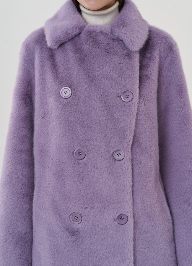 Женского пальто из эко меха на пуговицах модель № 25741 в кредит