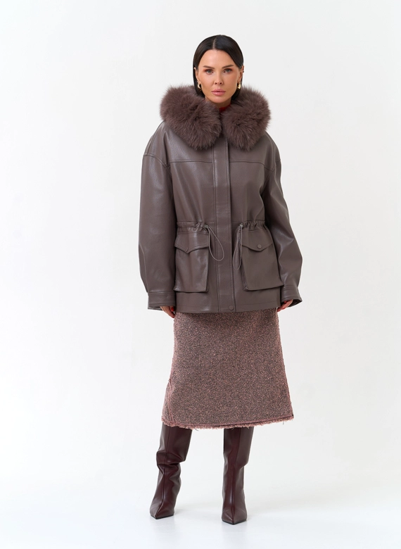 Женская утепленная куртка из эко кожи с капюшоном фото