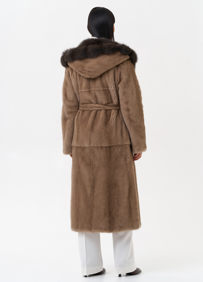 Длинная шуба из норки с куницей модель № 29531 в кредит