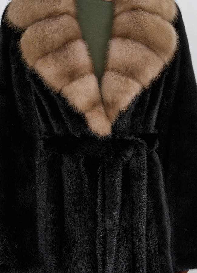 Шуба из меха норки с воротником из меха куницы модель № 31730 универмаг малина