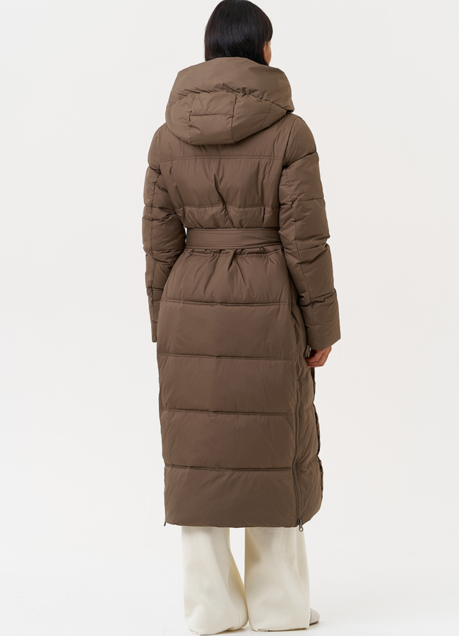 фото Женское зимнее пальто с капюшоном модель № 31293