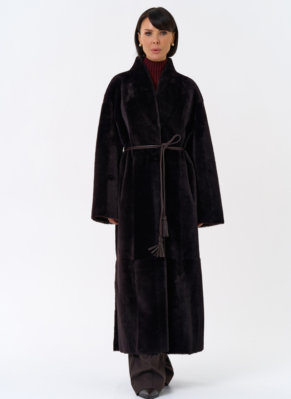 Женская двухсторонняя дубленка с декоративным поясом