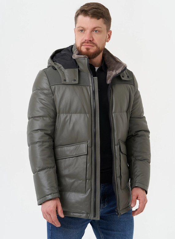 Кожаная куртка с капюшоном