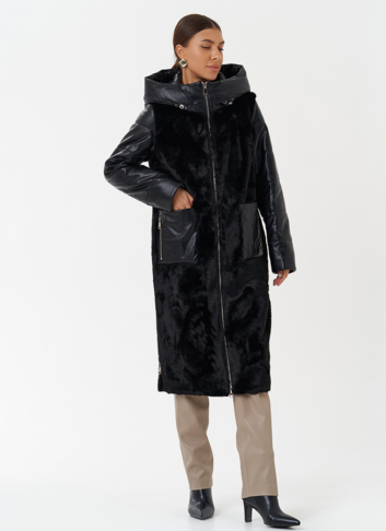 Пуховик из эко кожи с капюшоном